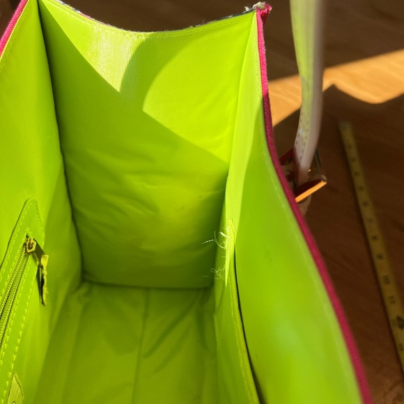 Spartina 449 Pineapple Sand Tote Bag - Picture 14 of 16